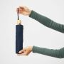 Stormvaste, automatisch te openen- en sluiten pocketparaplu CALYPSO marineblauw