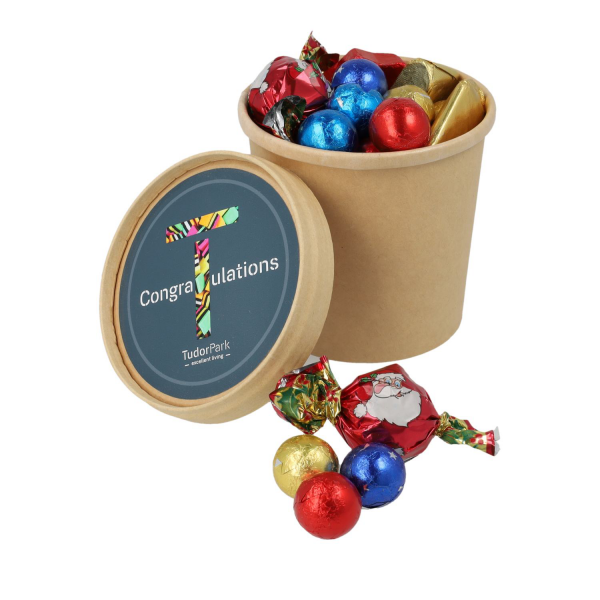 Kraft beker met Kerstchocolademix Kraft beker met Kerstchocolademix