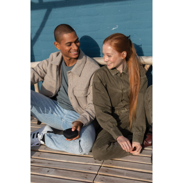 Urban Vitamin Hayward IPX7 draadloze 5W luidspreker, zwart Urban Vitamin Hayward IPX7 draadloze 5W luidspreker, zwart