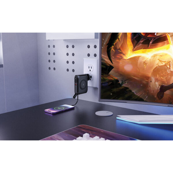 Urban Vitamin Oxnard 5-in-1 65W universele oplader, zwart Urban Vitamin Oxnard 5-in-1 65W universele oplader, zwart