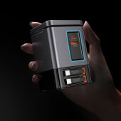 Urban Vitamin Sacramento 105W GaN lader, uittrekbare kabels, grijs, zwart