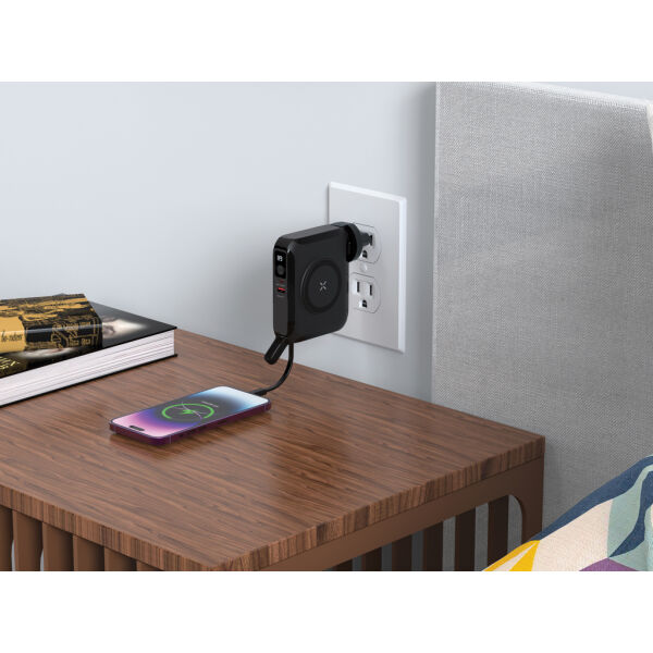 Urban Vitamin Oxnard 5-in-1 65W universele oplader, zwart Urban Vitamin Oxnard 5-in-1 65W universele oplader, zwart