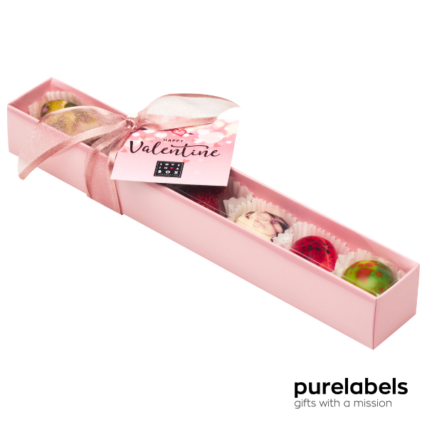 Valentijn cadeautje | Handgemaakte chocolade assortie | 7 stuks 100g