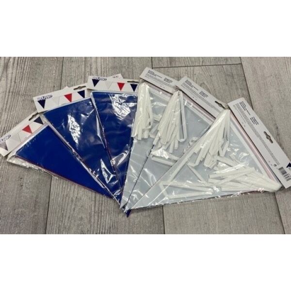 Oranje PE vlaggenlijn rood/wit/blauw 10 meter Oranje PE vlaggenlijn rood/wit/blauw 10 meter