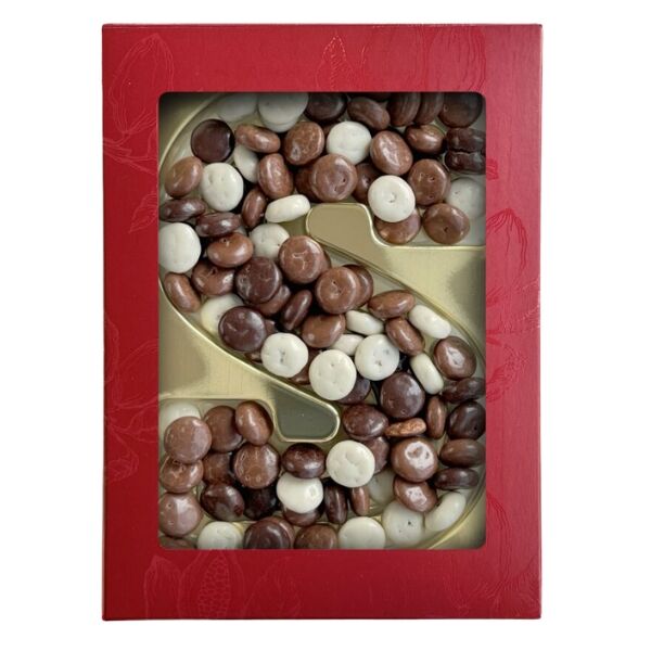 Chocoladeletter S van kruidnoten Chocoladeletter S van kruidnoten