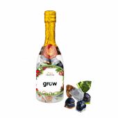 Champagnefles met chocolade bonbons