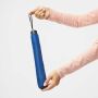 Opvouwbare, uit 2 secties bestaande manueel te openen paraplu REGULAR blauw, geel, groen, rood