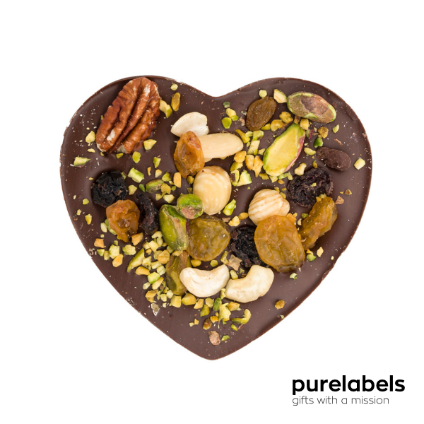 Valentijn cadeautje | Handgemaakte chocolade hart puur pistache en noten | 125 g
