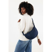 Crescent XL AWARE™ RPET halve maan sling bag, donkerblauw