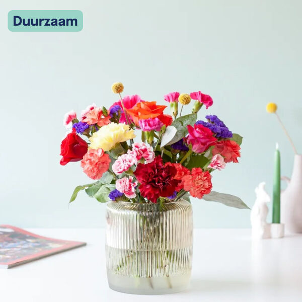 Fancy brievenbus bloemen