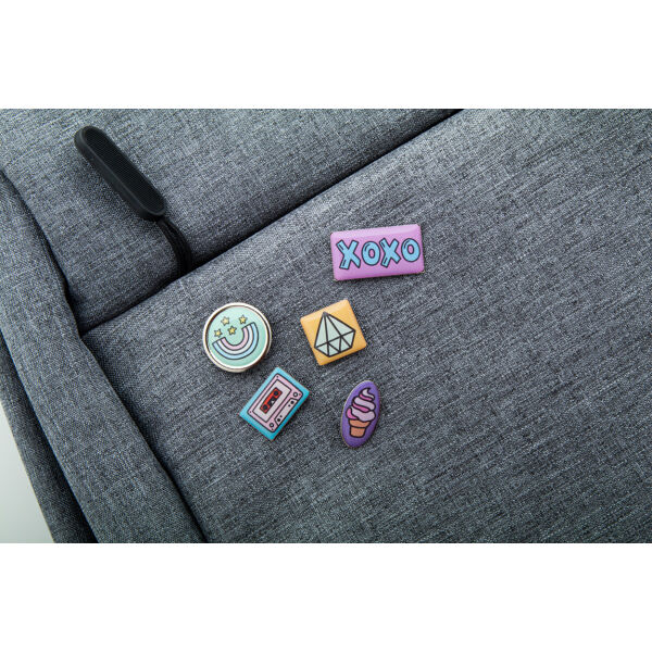 Read - metalen badge Read - metalen badge