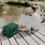 Brisby Koelbox - Frigobox - 12L - Groen – Incl. Ergonomisch draaghandvat - Dividers - Snijplanken - Tot maximaal 40 uur isolatie - Incl. 2 koelelementen van 200ml Brisby Koelbox - Frigobox - 12L - Groen – Incl. Ergonomisch draaghandvat - Dividers - Snijplanken - Tot maximaal 40 uur isolatie - Incl. 2 koelelementen van 200ml