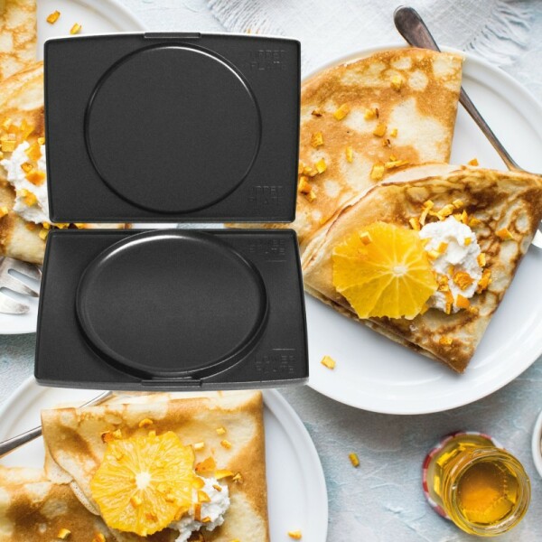 Set baking plates for Pancakes