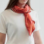 VICTORIA - Sjaal recycled satijnpolyester - Rood