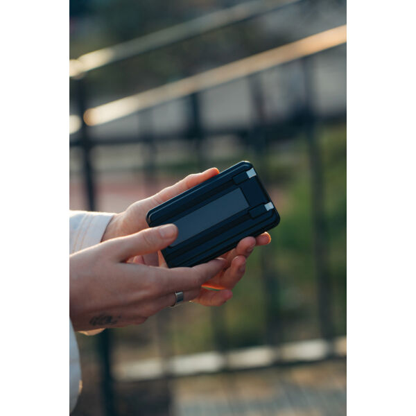 Urban Vitamin Redwood 5-in-1 5.000mAh 20W PD magn. powerbank, zwart Urban Vitamin Redwood 5-in-1 5.000mAh 20W PD magn. powerbank, zwart