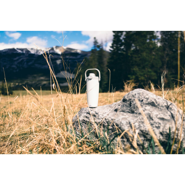 Avira Ayala RCS R-RVS duosip afsluitbare crossbody tumbler, wit Avira Ayala RCS R-RVS duosip afsluitbare crossbody tumbler, wit