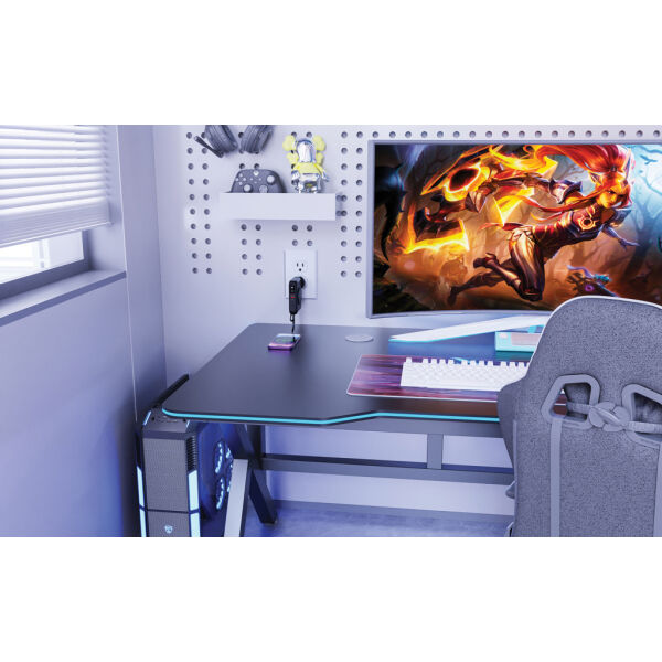 Urban Vitamin Oxnard 5-in-1 65W universele oplader, zwart Urban Vitamin Oxnard 5-in-1 65W universele oplader, zwart