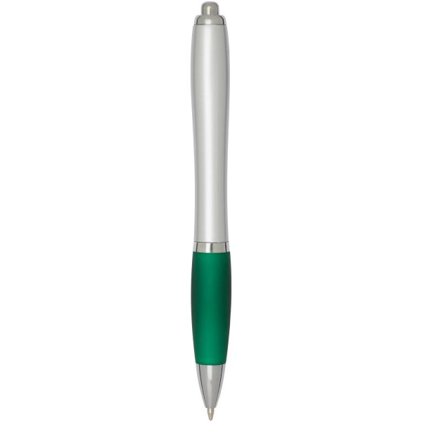 Nash RCS balpen van gerecycled plastic met zilveren behuizing en gekleurde grip (zwarte inkt) - Groen Nash RCS balpen van gerecycled plastic met zilveren behuizing en gekleurde grip (zwarte inkt) - Groen