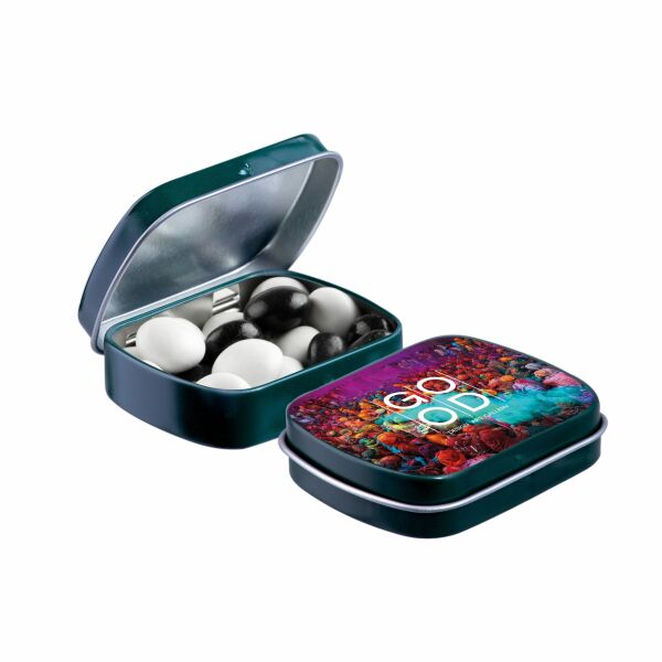 Mini scharnierblikje met snoep Donkergroen Zwart-wit dragees Mini scharnierblikje met snoep Donkergroen Zwart-wit dragees