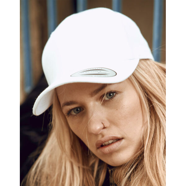 Curved Classic Snapback - Black - One Size Curved Classic Snapback - Black - One Size