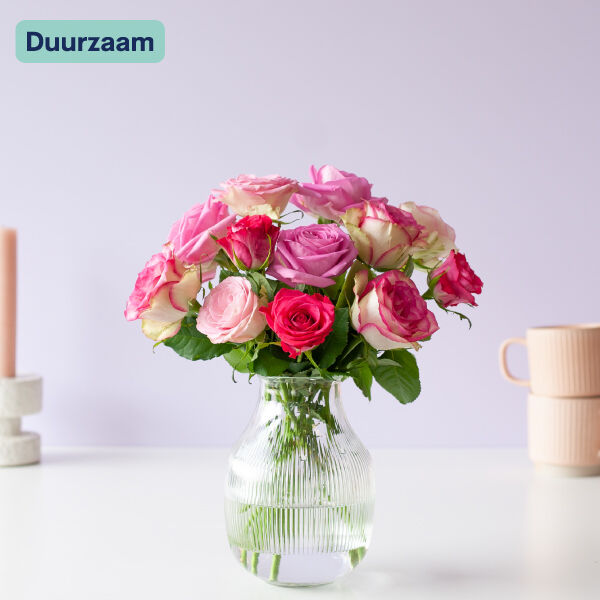 Pretty pink brievenbus bloemen