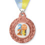 50 mm ijzeren medaille met full colour doming en V‑gestikt lint
