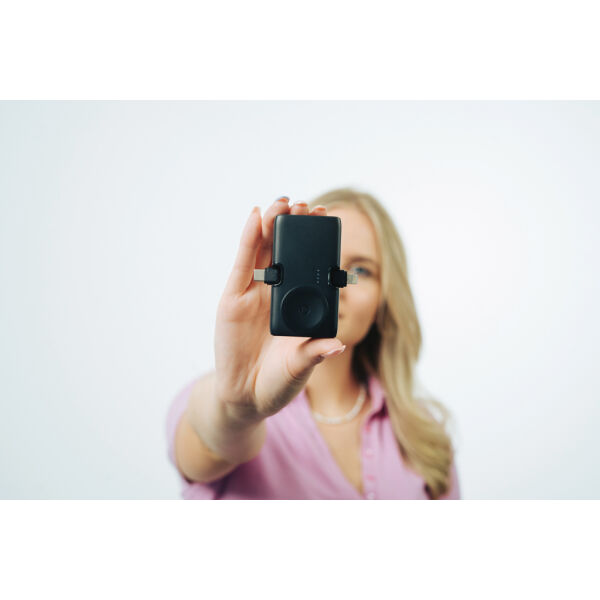 Urban Vitamin San Diego RCS rplastic 20W PD powerbank, zwart Urban Vitamin San Diego RCS rplastic 20W PD powerbank, zwart