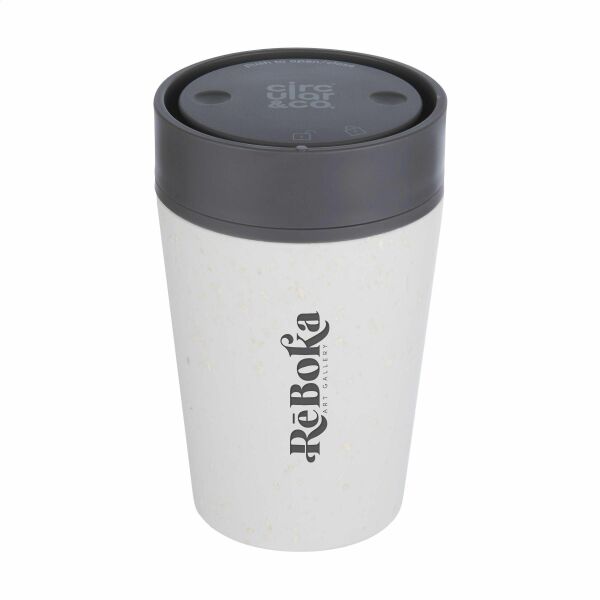 Circular&Co Recycled Coffee Cup 227 ml Kaffeebecher - weiß/schwarz Circular&Co Recycled Coffee Cup 227 ml Kaffeebecher - weiß/schwarz