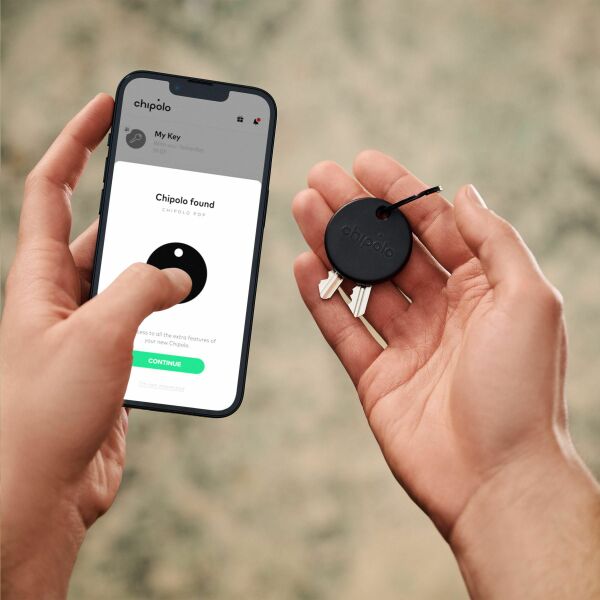 Chipolo POP Tracker - black Chipolo POP Tracker - black